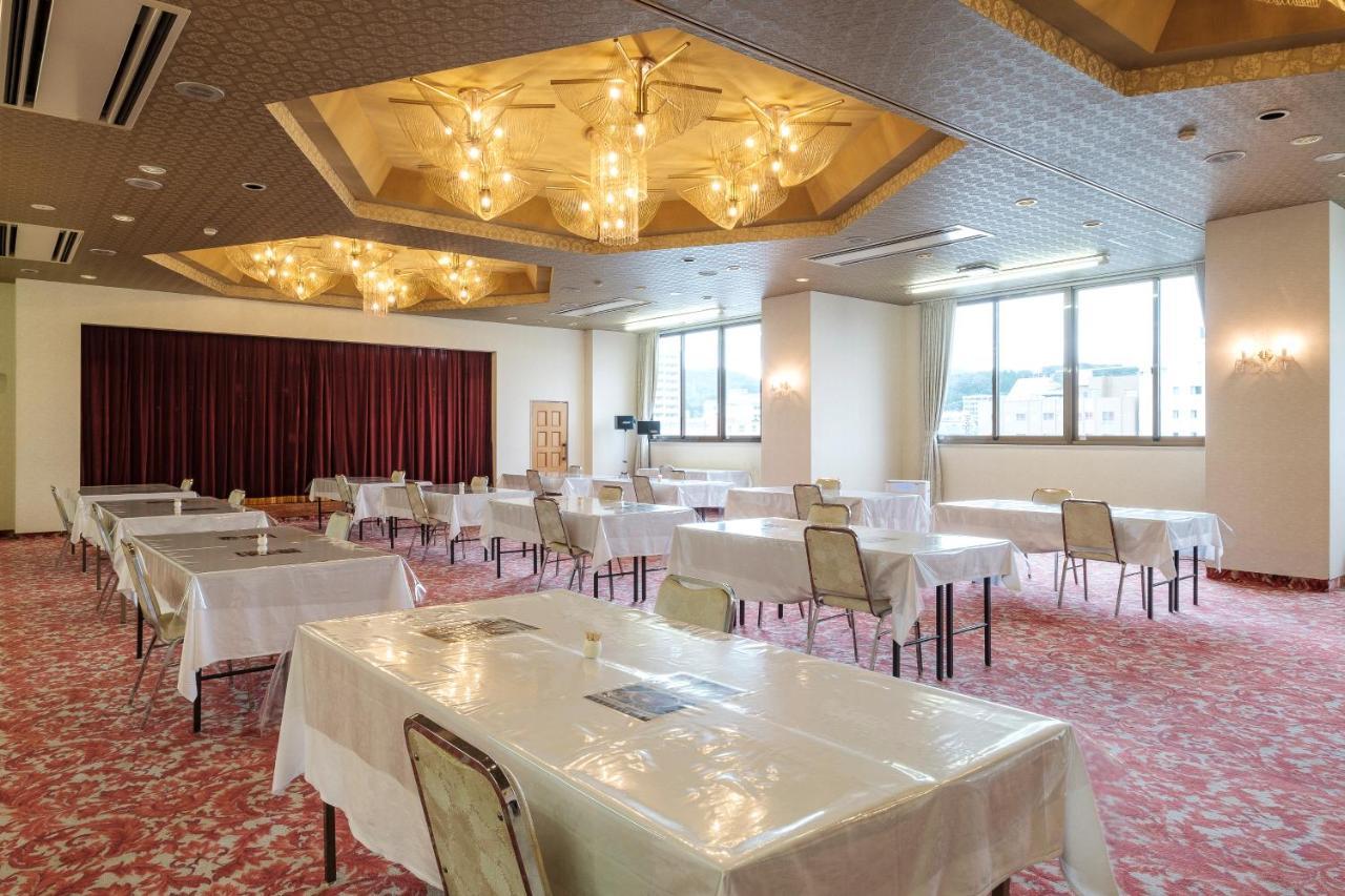 Nobeoka Royal Hotel Экстерьер фото